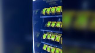 WM22 Tennis Ball Vending Machine